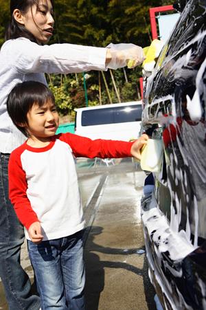 古い車や動かない車も高価買取・全国無料出張査定！ティーバイティーガレージの魅力と店舗情報